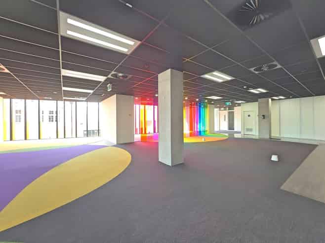 The Orange – Award-Winning Full Floor