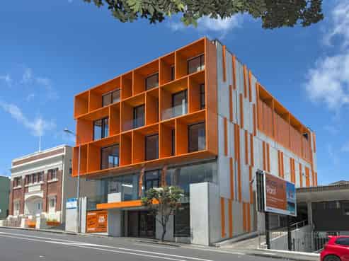 The Orange – Award-Winning Full Floor