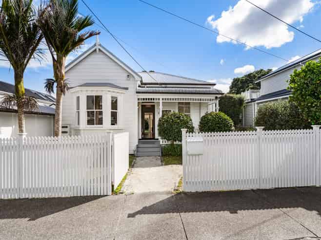 3 Taupata Street, Mount Eden
