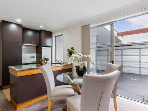 16/3 Wagener Place, Mount Albert