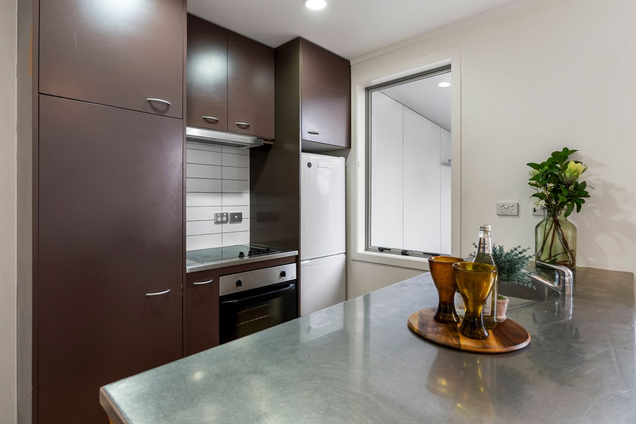 Convenience, Location And Room To Add Value - Mehr