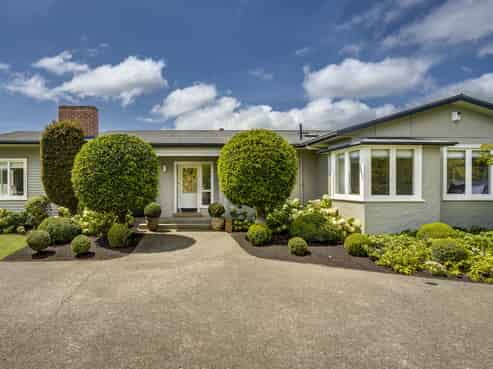 16 Kopanga Road, Havelock North