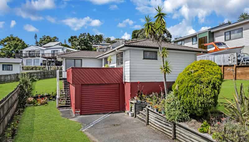 6 Tesla Place, Totara Vale