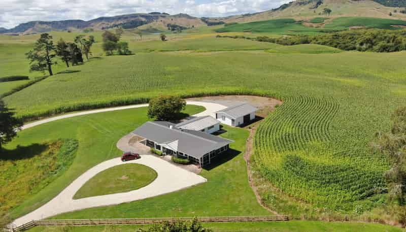 37 Napinapi Road, Te Mapara