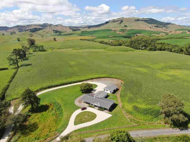 37 Napinapi Road, Te Mapara