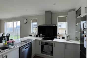 1/15 Durbin Court, Greenhithe