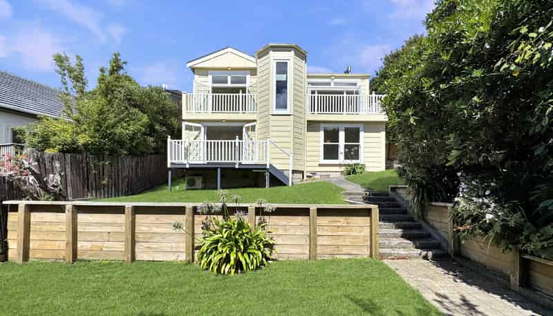 212 Cockayne Road, Ngaio