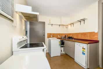 26 Jones Street, Dunedin Central