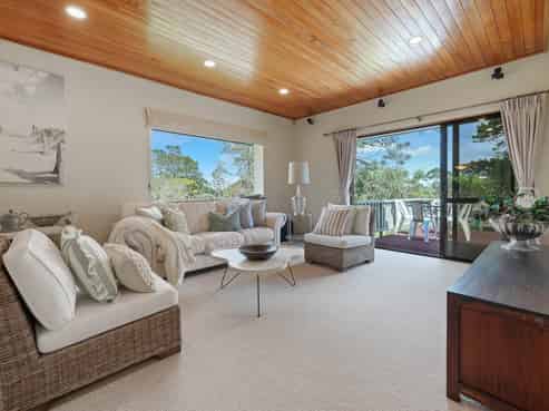 28B Charles Fox Place, Saint Johns