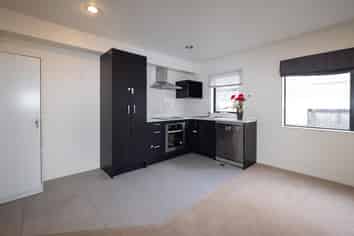 11/11 Gordon Place, Newtown