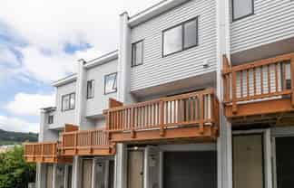 11/11 Gordon Place, Newtown