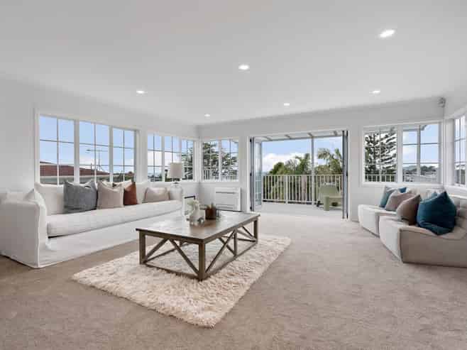 355 East Coast Road, Mairangi Bay