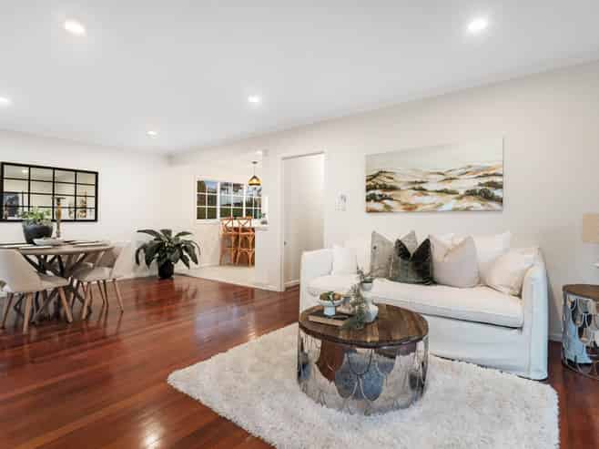 355 East Coast Road, Mairangi Bay