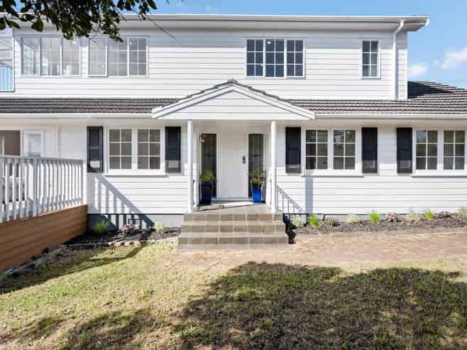 355 East Coast Road, Mairangi Bay