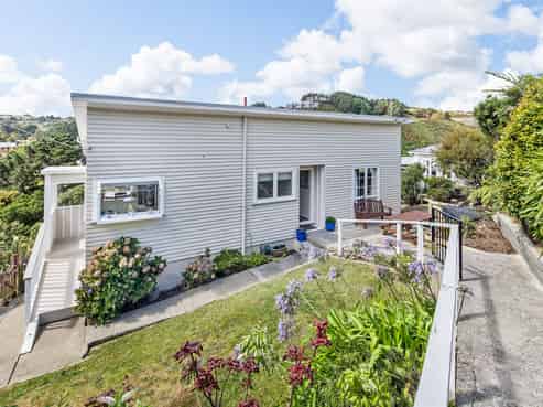 16 Dominion Park Street, Johnsonville