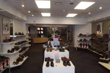 Iconic retail close to Q'gate with parks