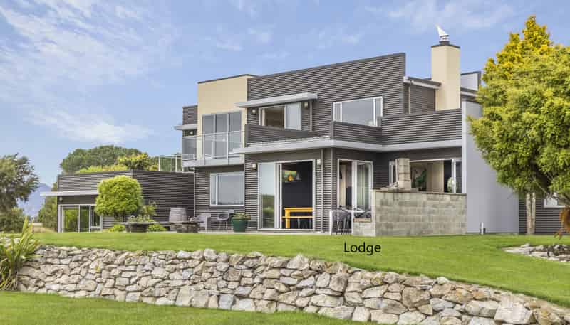 305 Redwood Road, Tasman