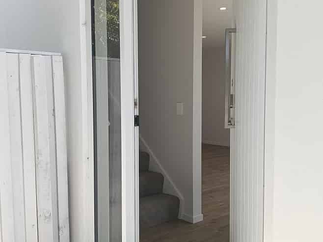 8/24 Dampier Street, Woolston