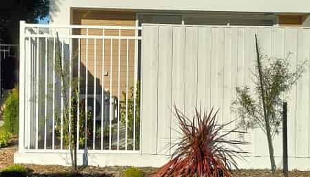 8/24 Dampier Street, Woolston