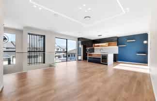 4B The Parade, Bucklands Beach