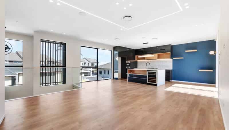 4B The Parade, Bucklands Beach