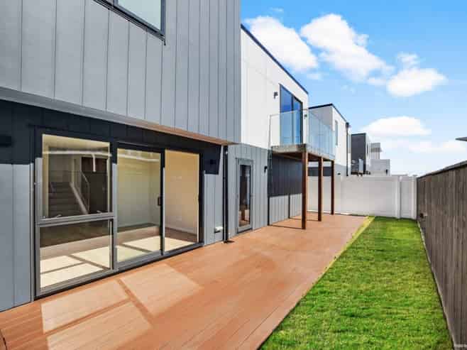 4B The Parade, Bucklands Beach