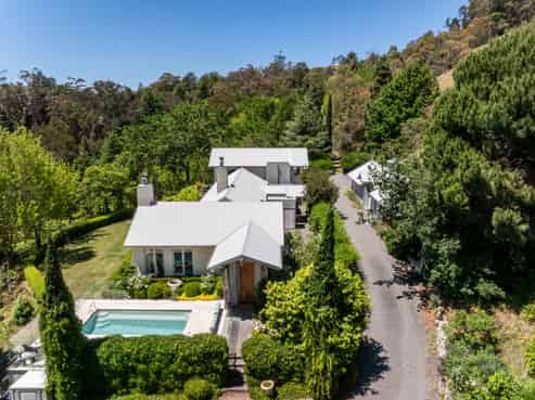 77 Black Barn Road, Havelock North