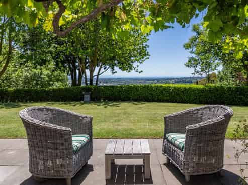 77 Black Barn Road, Havelock North