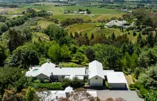 77 Black Barn Road, Havelock North