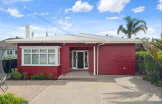 38 Cambourne Road, Sandringham