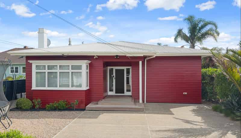 38 Cambourne Road, Sandringham