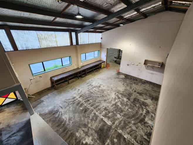 High Stud Warehouse and Yard