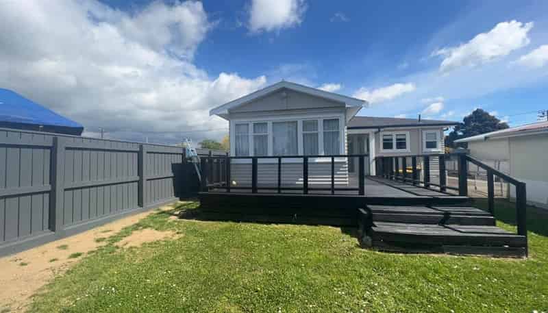 8 Konini Street, Levin