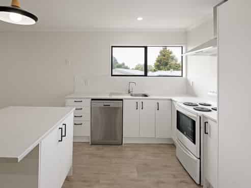 11C Baverstock Road, Nawton