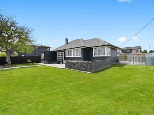 22 Willis Street, Bader