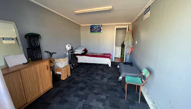 2/4A Vine St, Mangere East