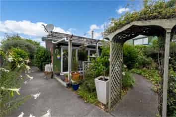 104 Botany Road, Botany Downs