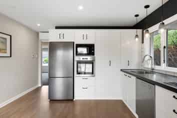 59 Charlcott Street, Burnside