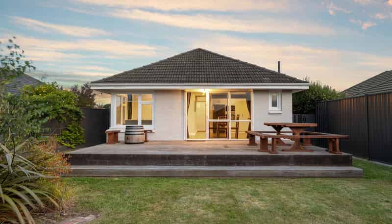 59 Charlcott Street, Burnside