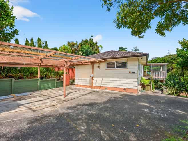 69 Kia Ora Road, Beach Haven