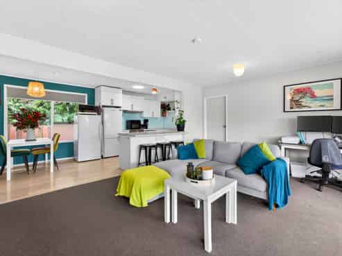 69 Kia Ora Road, Beach Haven
