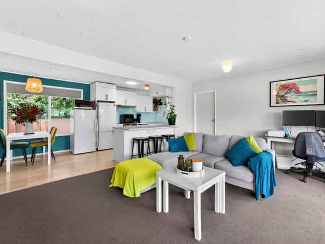69 Kia Ora Road, Beach Haven