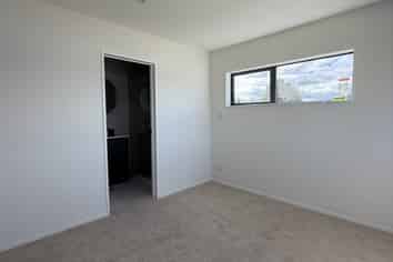 9a Clark Street, Manurewa