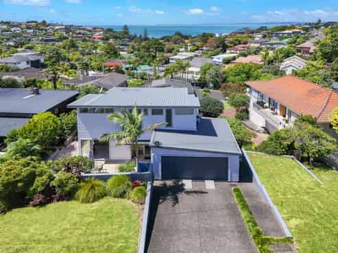 30 Aotearoa Terrace, Murrays Bay