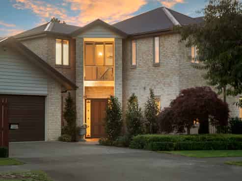 58 Broomfield Terrace, Burwood