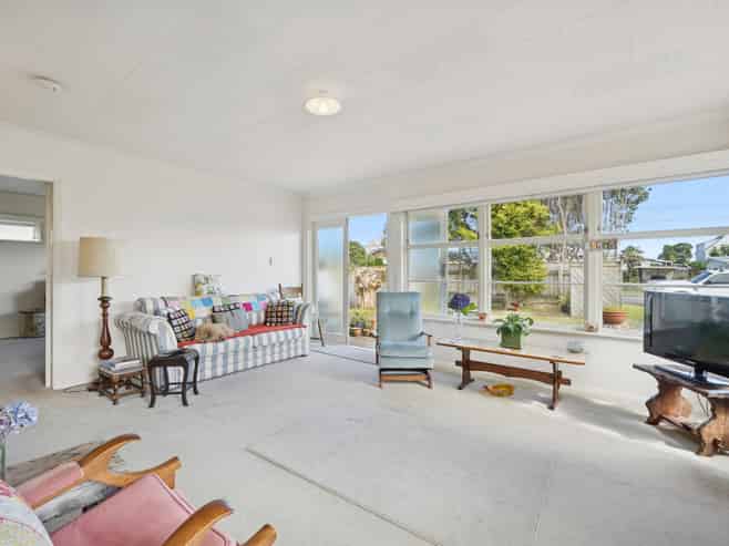 152 Manly Street, Paraparaumu Beach