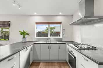 54 Englefield Road, Northwood