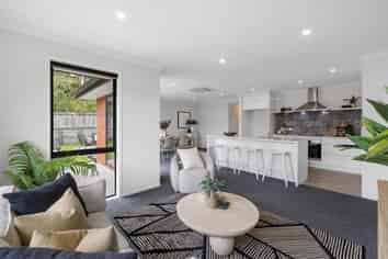 25 Pakanga Grove, Pyes Pa