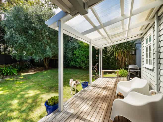 23 Selkirk Road, Mount Albert