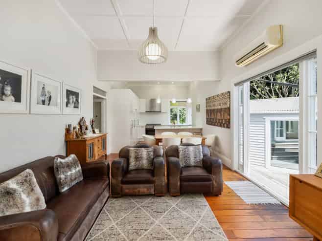 23 Selkirk Road, Mount Albert